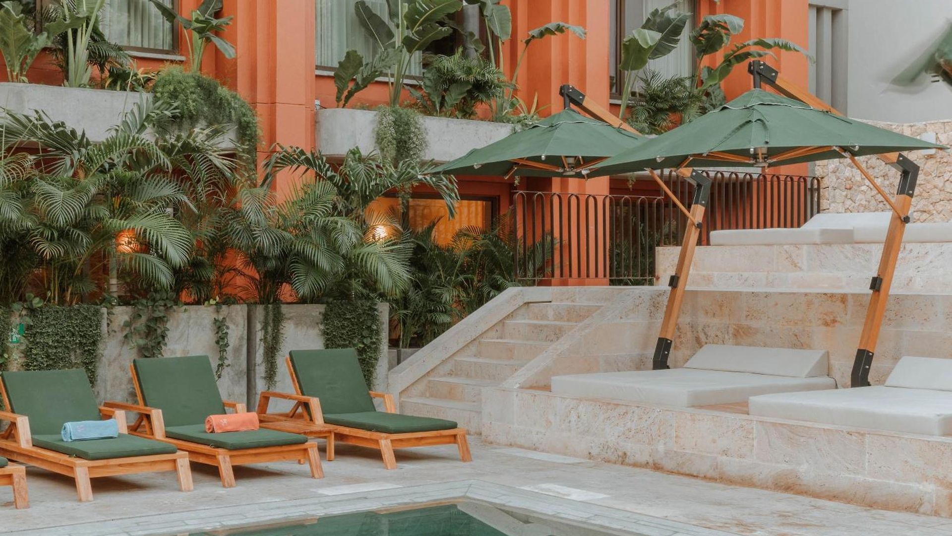 Osh Hotel