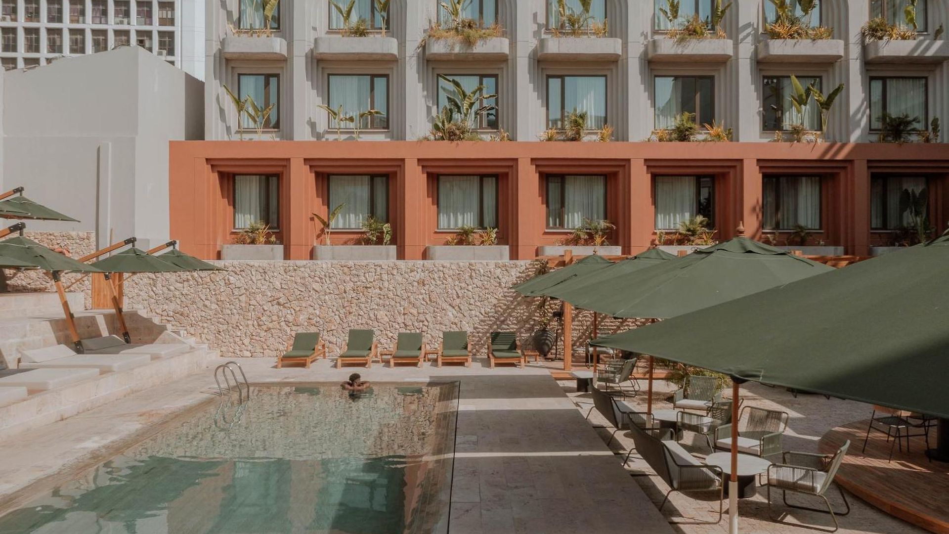 Osh Hotel