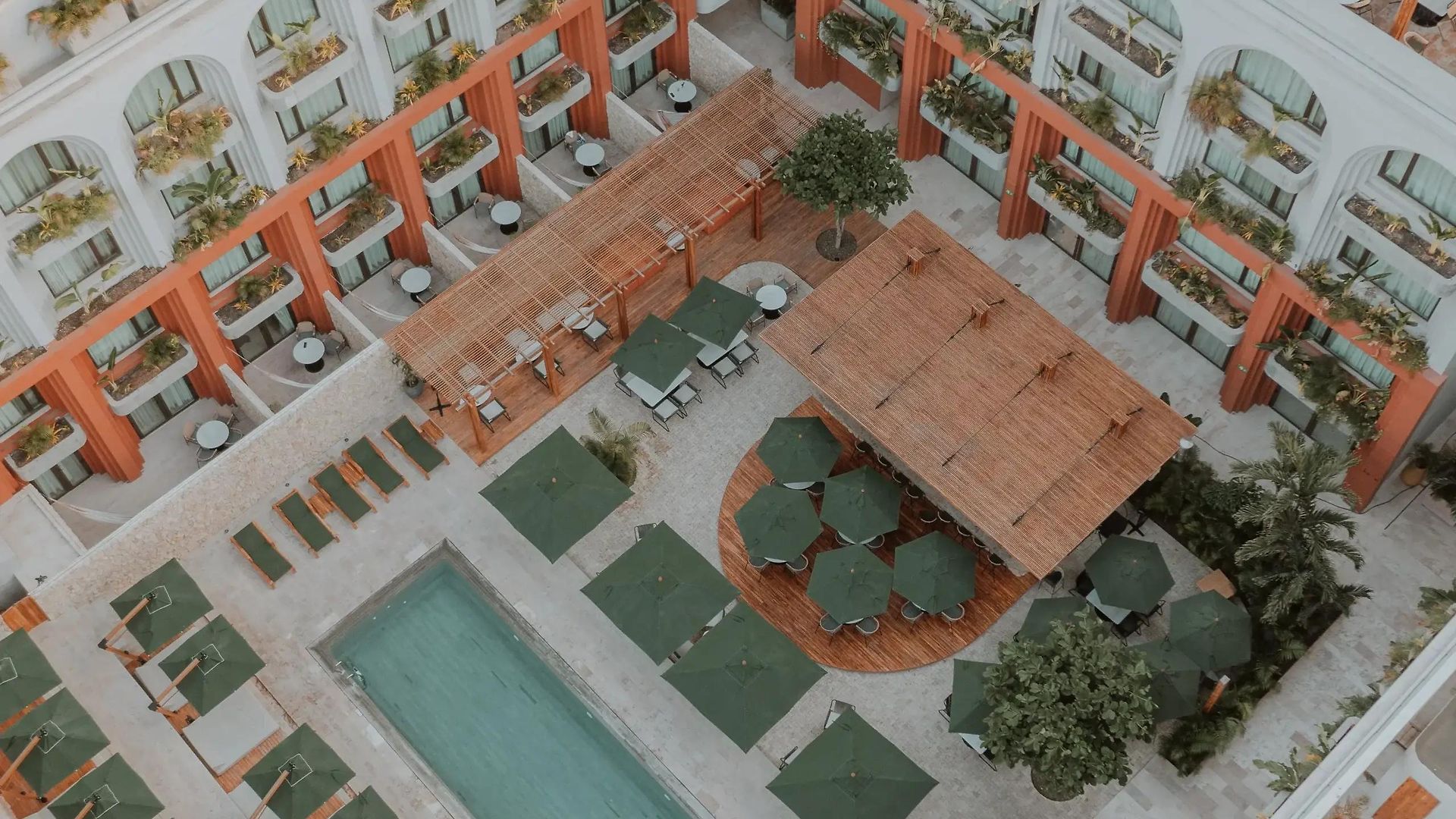 Hotel Osh 5*