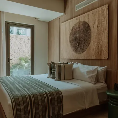 Hotel Osh 5*
