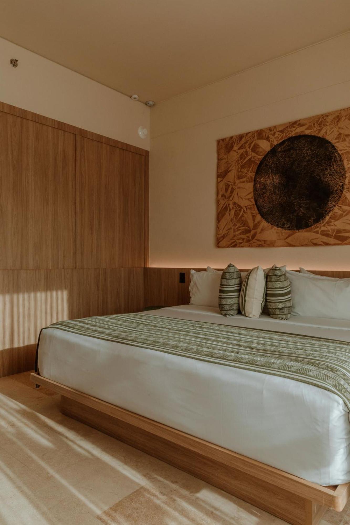 Hotel Osh 5*