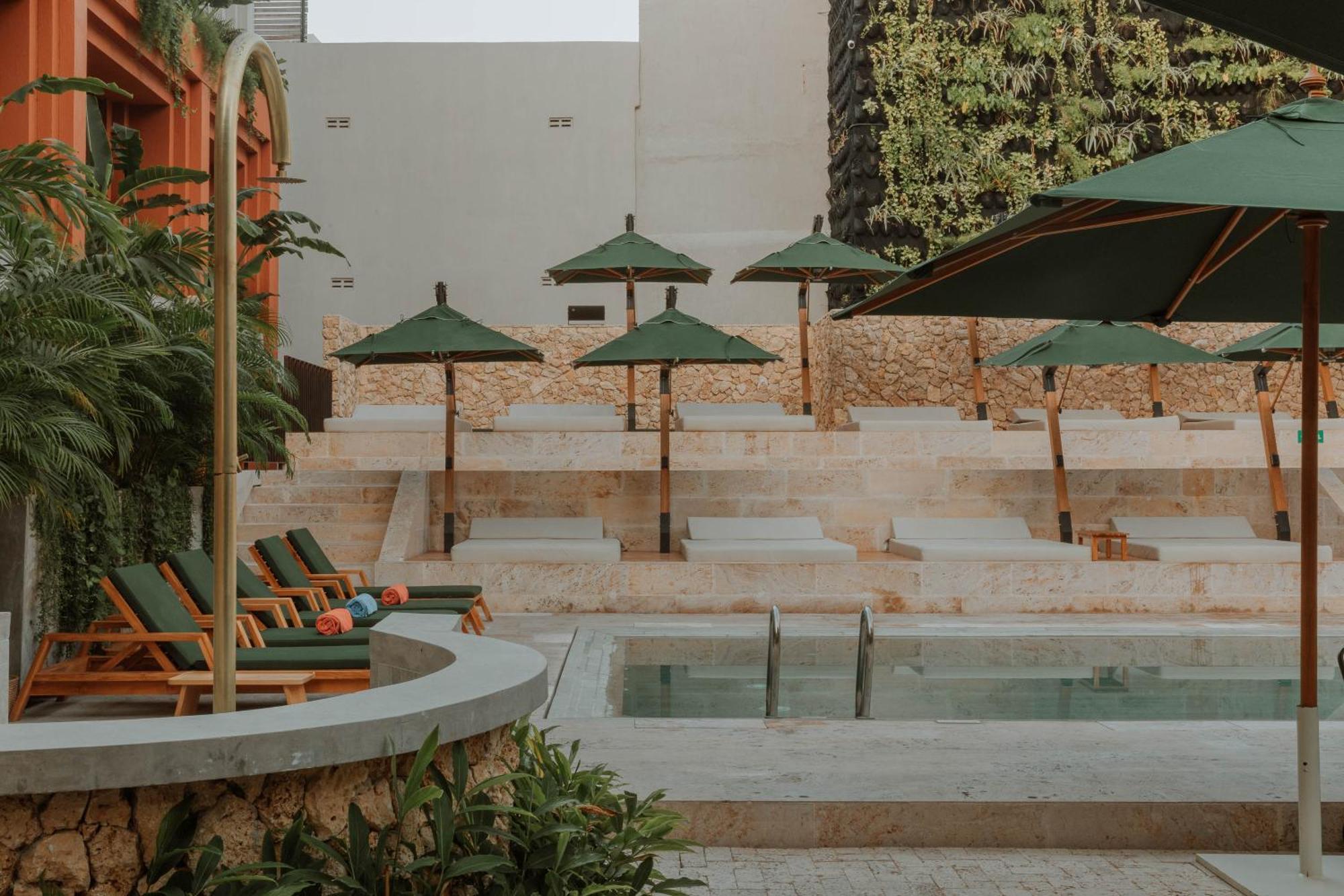 Osh Hotel Cartagena 5*