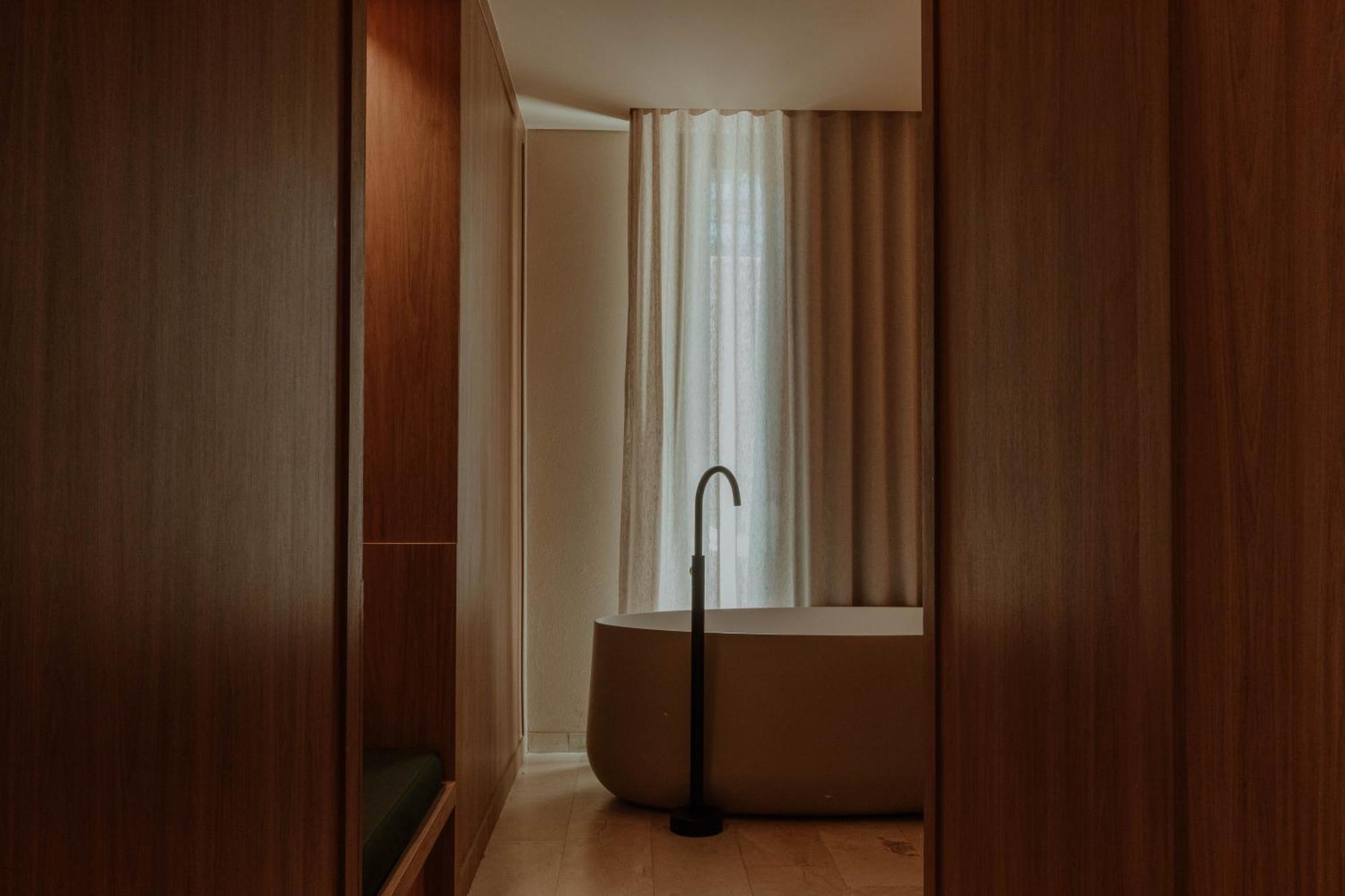 Hotel Osh